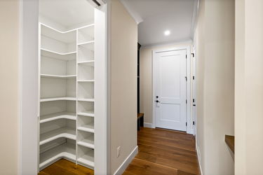 30-web-or-mls-21 Paxton Ct-42