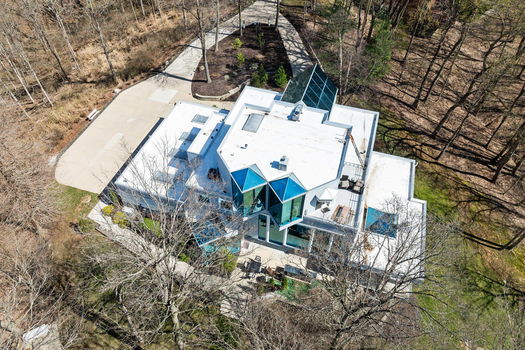 31-web-or-mls-7386 Southpointe Dr-31