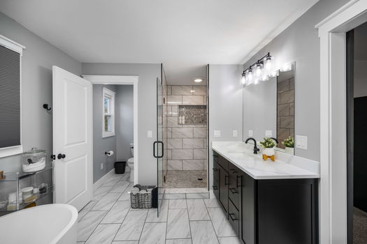 37-web-or-mls-17013 Wellerwoods-12