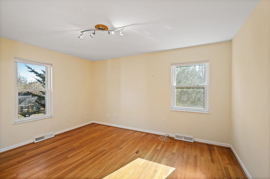 44-web-or-mls-1007 Grandin Ridge Dr-42