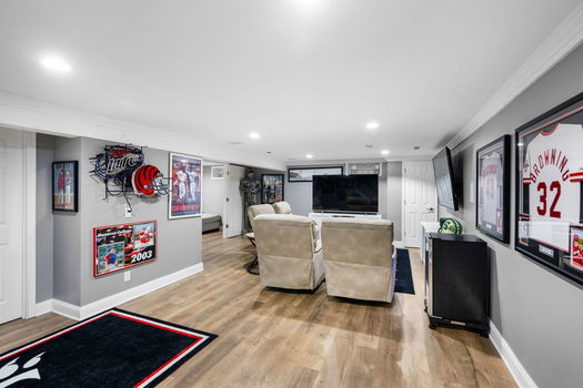 49-web-or-mls-17013 Wellerwoods-43