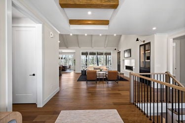 5-web-or-mls-21 Paxton Ct-17