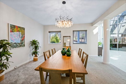 51-web-or-mls-7386 Southpointe Dr-52
