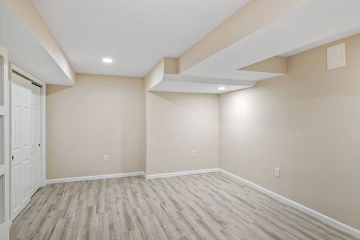 52-web-or-mls-1007 Grandin Ridge Dr-6