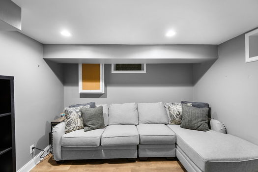 52-web-or-mls-17013 Wellerwoods-49