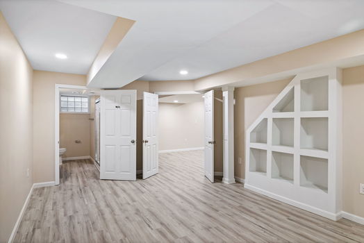 53-web-or-mls-1007 Grandin Ridge Dr-7