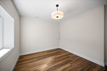 59-web-or-mls-21 Paxton Ct-71