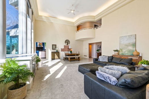 63-web-or-mls-7386 Southpointe Dr-64