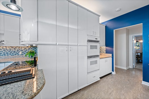 82-web-or-mls-7386 Southpointe Dr-83