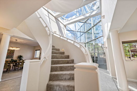 87-web-or-mls-7386 Southpointe Dr-88