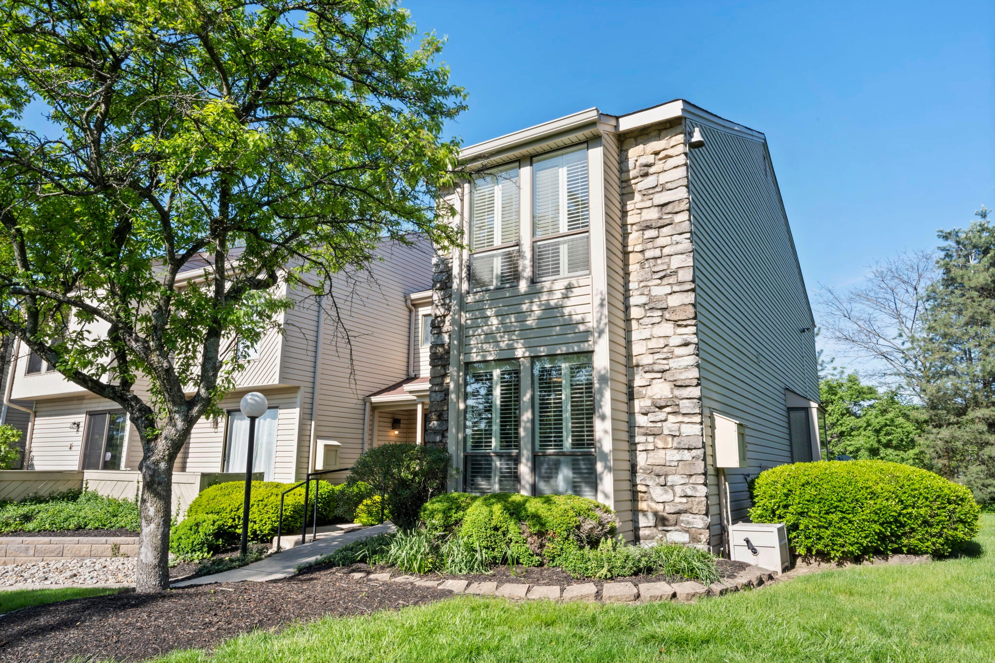 1-web-or-mls-DSC_9777