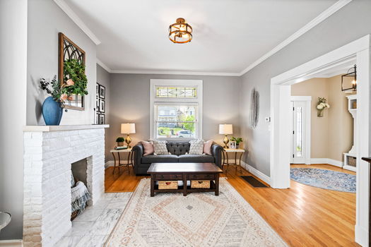 10-web-or-mls-3822 Floral Ave-5