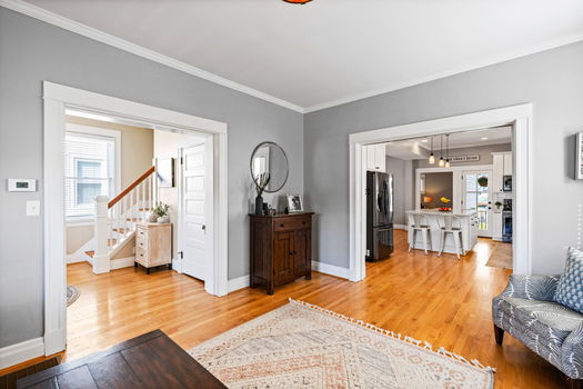 11-web-or-mls-3822 Floral Ave-6