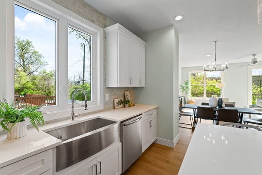 12-web-or-mls-3764 Grovedale Pl-8