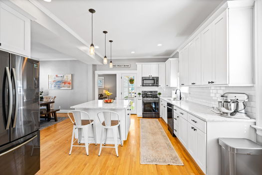 12-web-or-mls-3822 Floral Ave-7