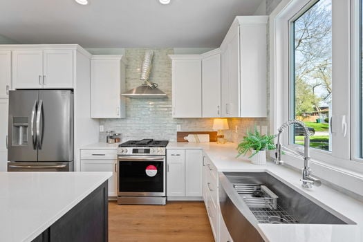 13-web-or-mls-3764 Grovedale Pl-9