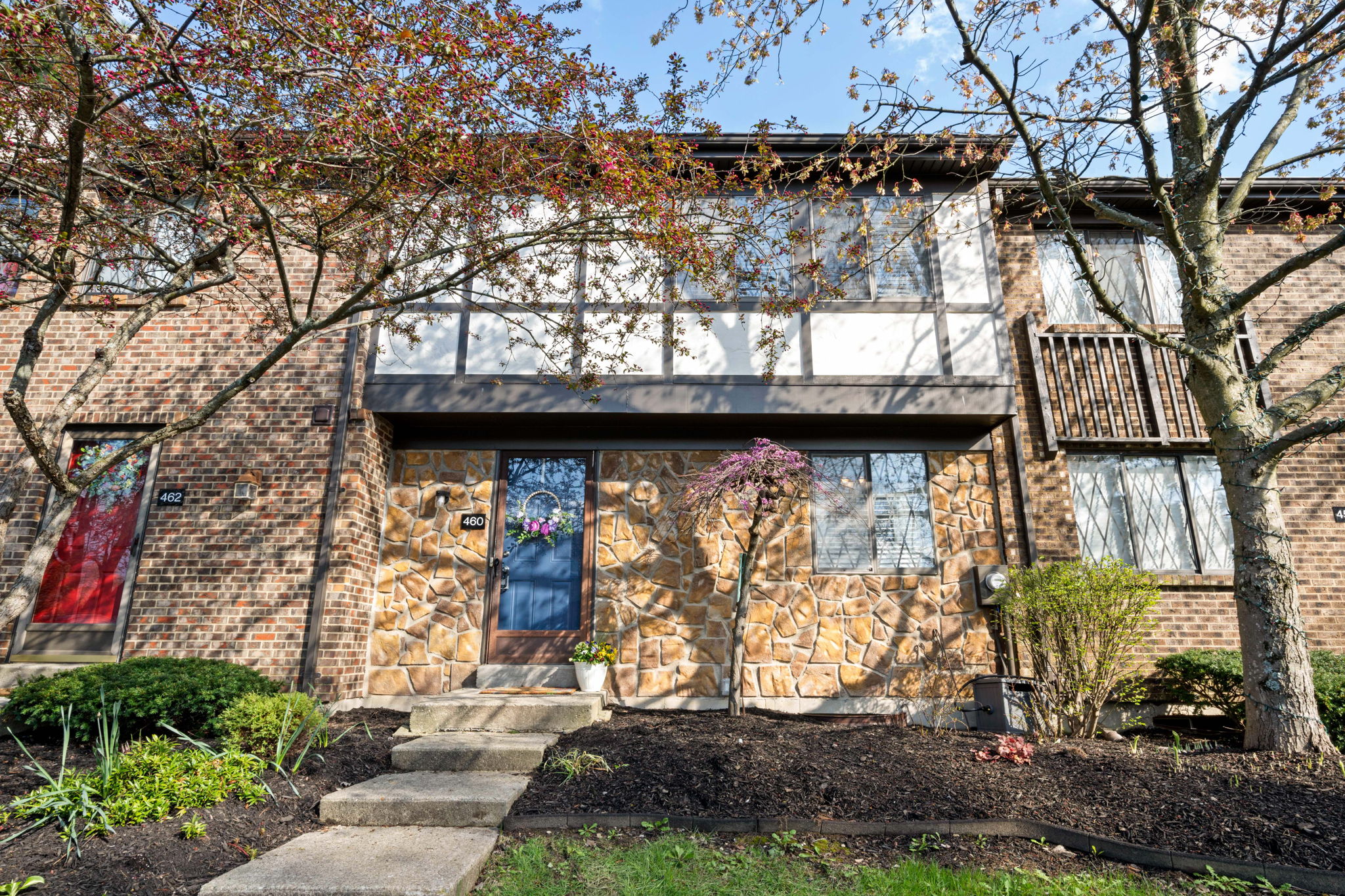 2-web-or-mls-460 Dartmouth Cir-50