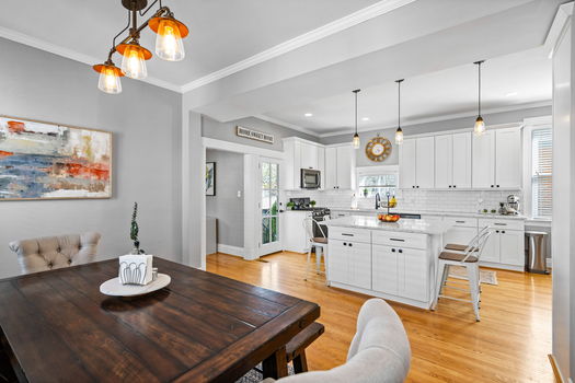 22-web-or-mls-3822 Floral Ave-17
