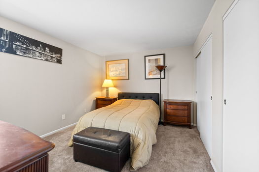 24-web-or-mls-103 Winding Way B-20