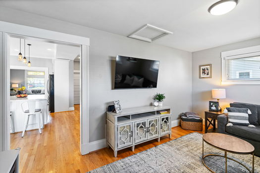 25-web-or-mls-3822 Floral Ave-20