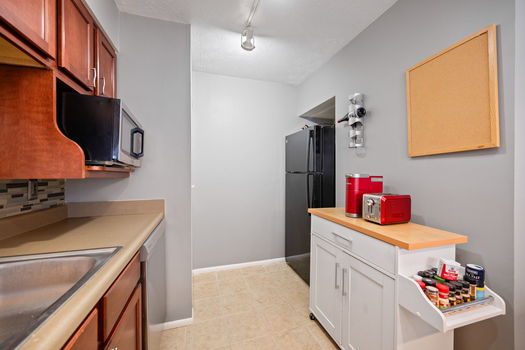 38-web-or-mls-103 Winding Way B-34