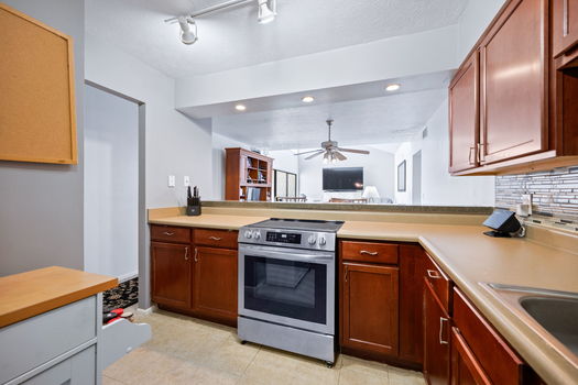 40-web-or-mls-103 Winding Way B-36