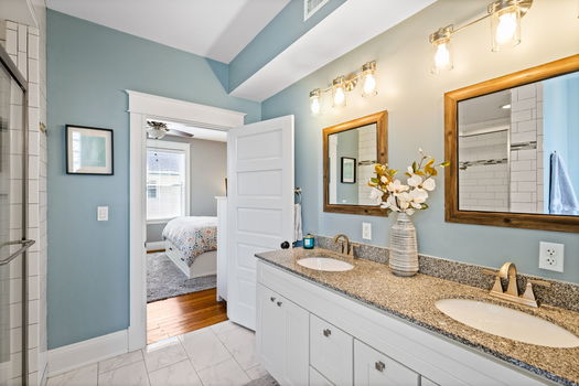 42-web-or-mls-3822 Floral Ave-37