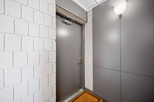 46-web-or-mls-103 Winding Way B-42