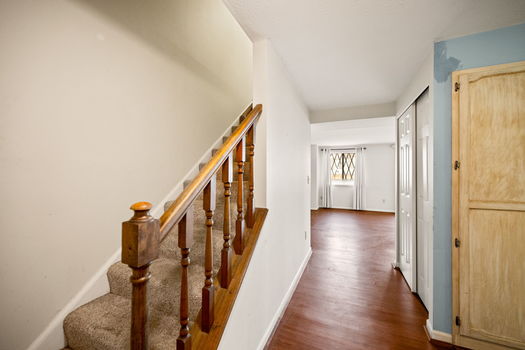 5-web-or-mls-460 Dartmouth Cir-43
