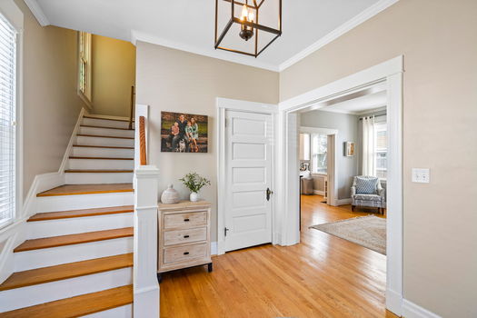 6-web-or-mls-3822 Floral Ave-1