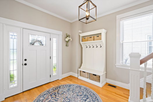 8-web-or-mls-3822 Floral Ave-3