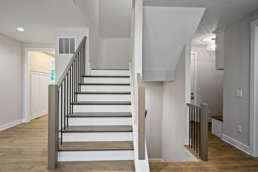 11-web-or-mls-9809 Orchard Tr-8