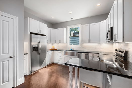 19-web-or-mls-4440 Lafayette-19