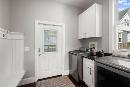 24-web-or-mls-4440 Lafayette-24