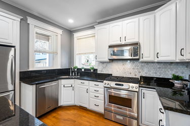 25-web-or-mls-3641 Zumstein Ave-30