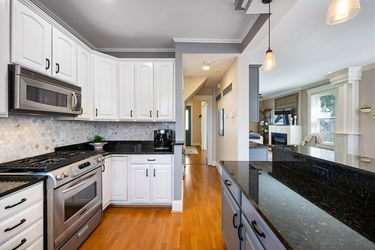 26-web-or-mls-3641 Zumstein Ave-46