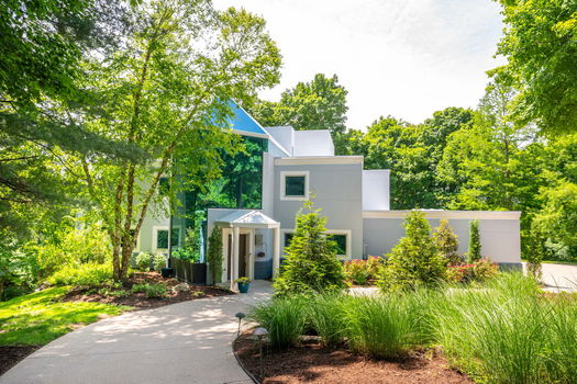 3-web-or-mls-7386 Southpointe Dr 2 (3 of 52)