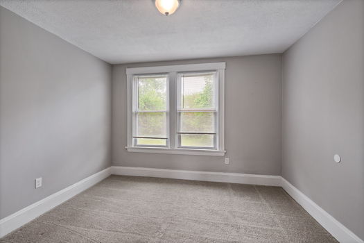37-web-or-mls-2423 Lysle Ln-37