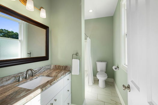 38-web-or-mls-4440 Lafayette-38