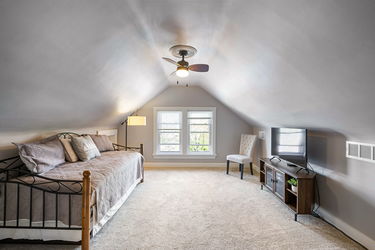 45-web-or-mls-3641 Zumstein Ave-23