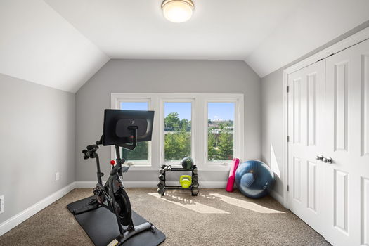 46-web-or-mls-4440 Lafayette-46