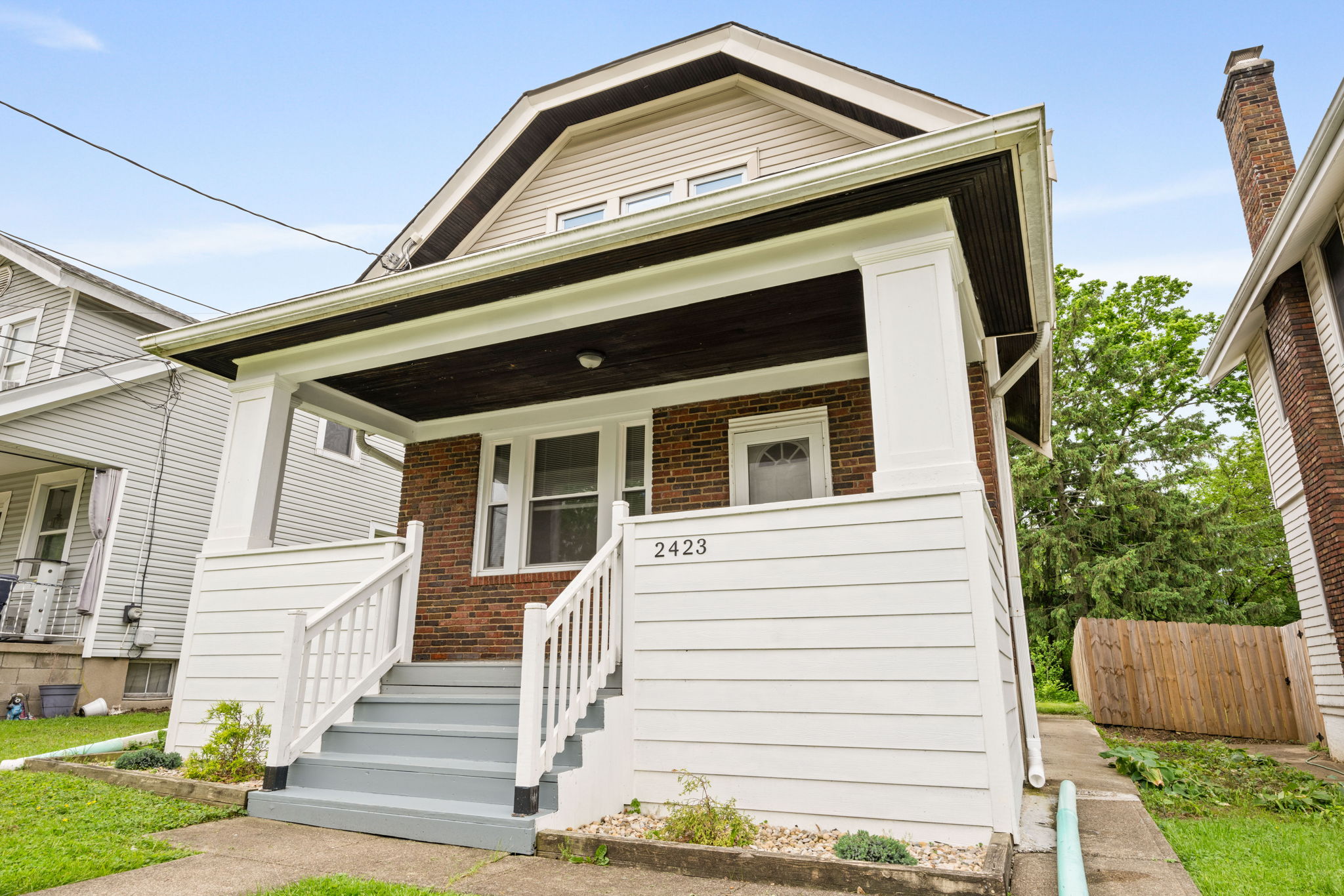 9-web-or-mls-2423 Lysle Ln-9