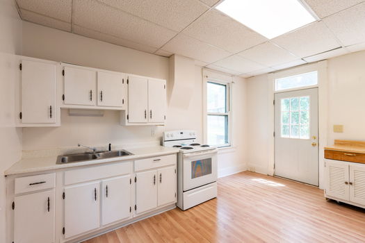 14-web-or-mls-724 Second St (18 of 36)