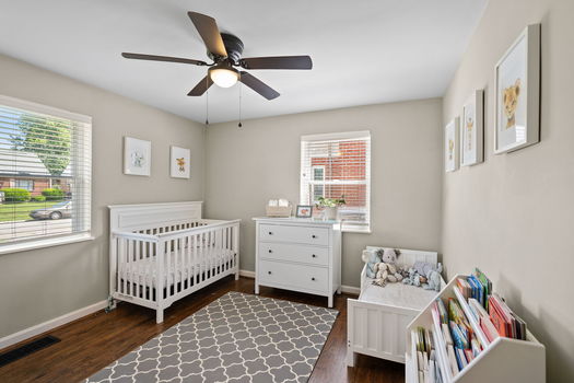 20-web-or-mls-Locust-16