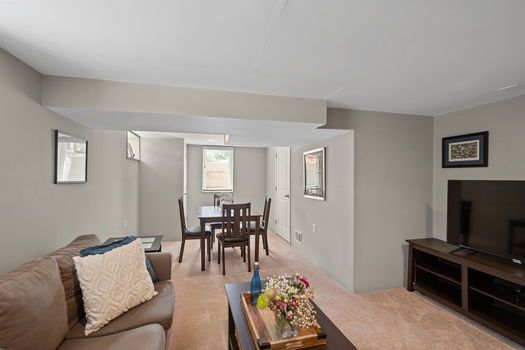 27-web-or-mls-Locust-23