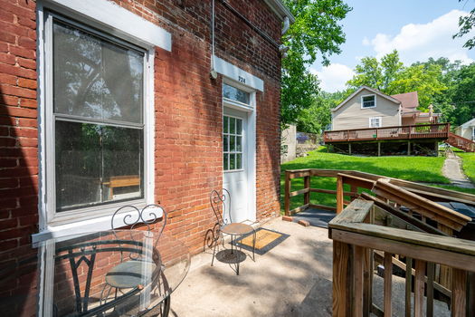 36-web-or-mls-724 Second St (7 of 36)