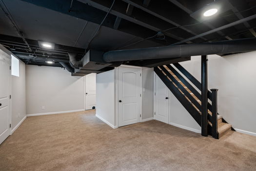 34-web-or-mls-4133 La Crosse (34 of 64)