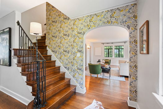 37-web-or-mls-4133 La Crosse (37 of 64)