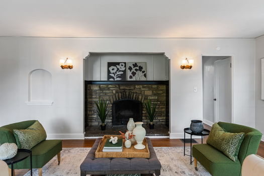 46-web-or-mls-4133 La Crosse (46 of 64)