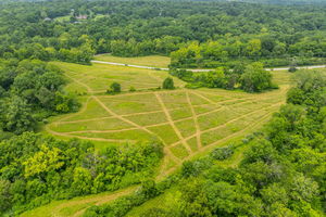 12-web-or-mls-407 Wards Corner Rd (18 of 40)